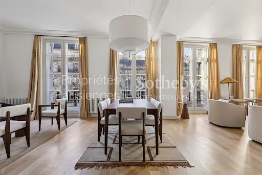 Appartement 5 pièces 162 m²