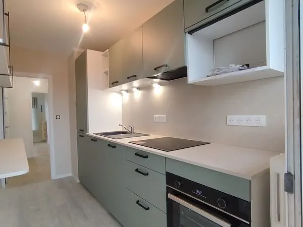 Une Chambre disponible dans une colocation aux Bourroches, Dijon Sud