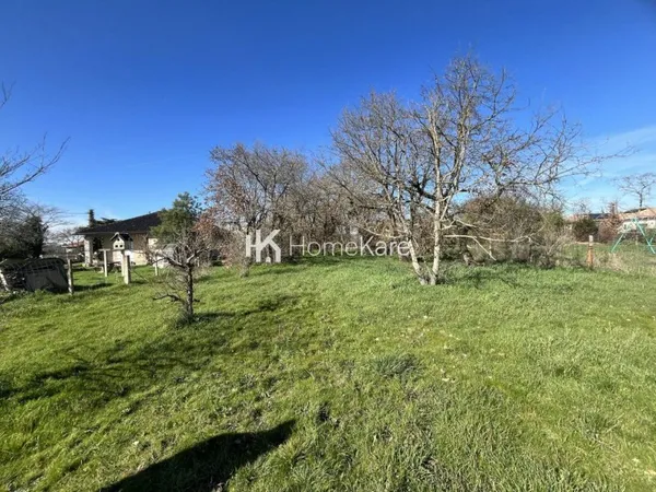 Terrain 630 m²