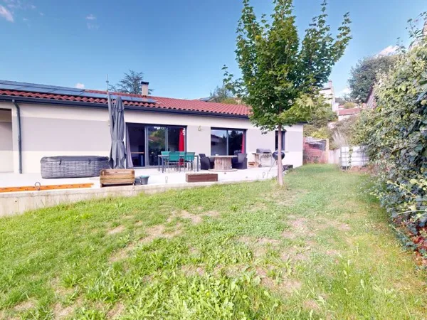 Maison 5 pièces 141 m²