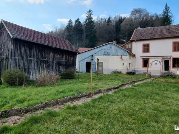 Maison de village 9 pièces 228 m²
