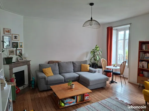 [A LOUER] - Appartement 80m² / 2 chambres / Centre-ville