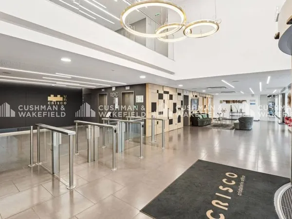 Bureaux 8660 m²
