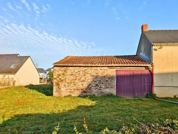 Lot 1 Vente terrain avec batisse en pierre