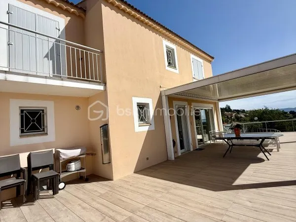 Maison 4 pièces 97 m²