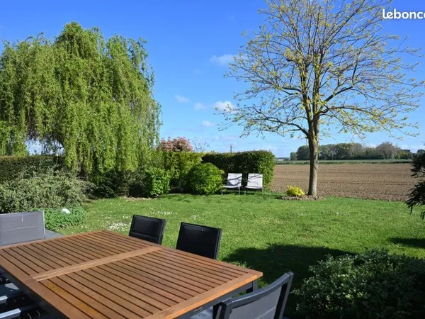 Neuve-Chapelle - À vendre - Maison familiale de 110 m² sur terrain arboré de 700 m² avec garage