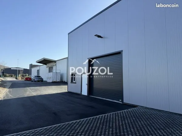 LOCAL D'ACTIVITE 150 m² COURNON-D'AUVERGNE