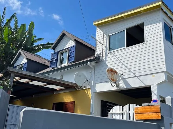 Maison 9 pièces 161 m²