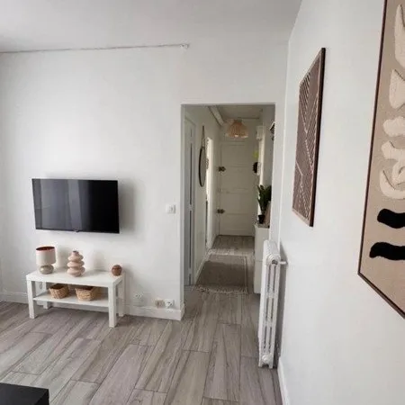 Studio 1 pièce 19 m²