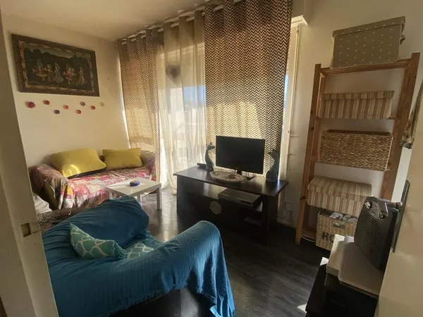 Studio 1 pièce 20 m²