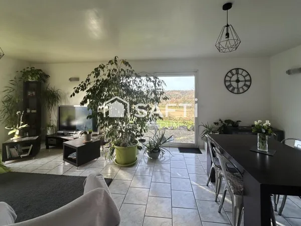 Maison au calme en plein centre