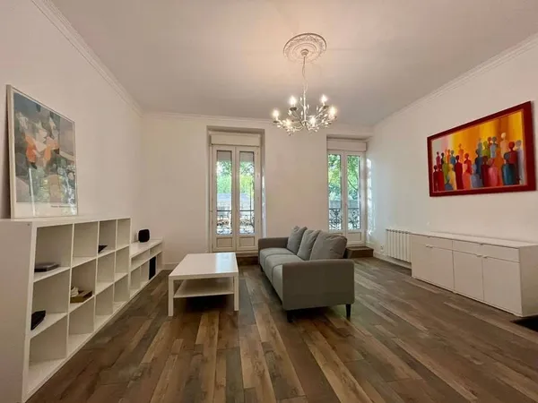 Appartement 4 pièces 76 m²