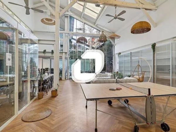 Bureaux 530 m²