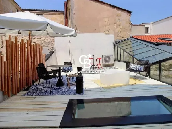 CHARTRONS - APPARTEMENT UNIQUE - EXCEPTIONNEL ROOFTOP