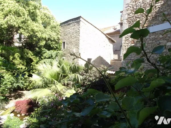 Maison 10 pièces 200 m²