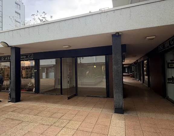 Local commercial 18 m²