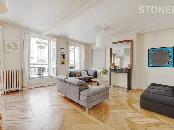 Paris 16ème I Passy I Appartement 5 pièces 113m² - Double séjour, 3 chambres, charme de l'ancien