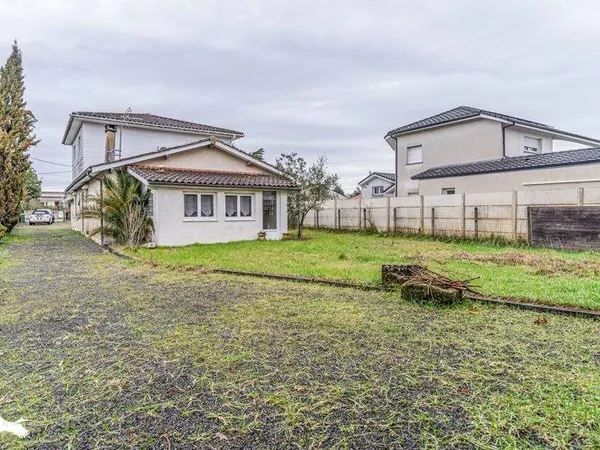 Maison 8 pièces 180 m²