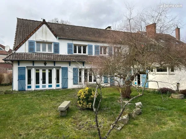 Maison 9 pièces 257 m²