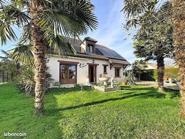 Maison 9 pièces 179 m²