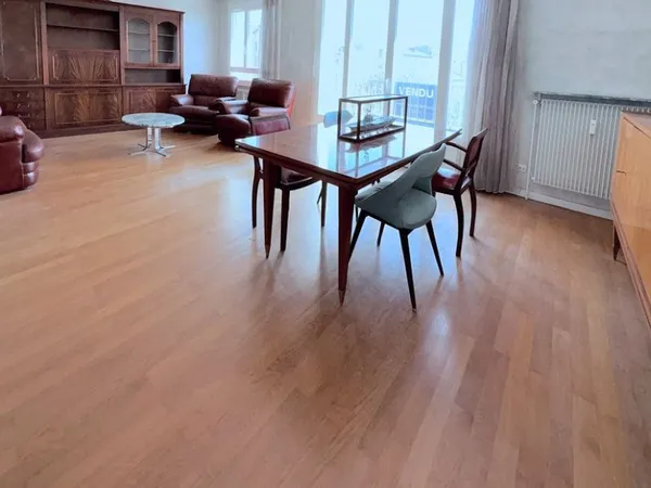 Villeurbanne Maisons Neuves - Grand 115 m² traversant, double séjour, 3/4 chambres, tram T6, garage 