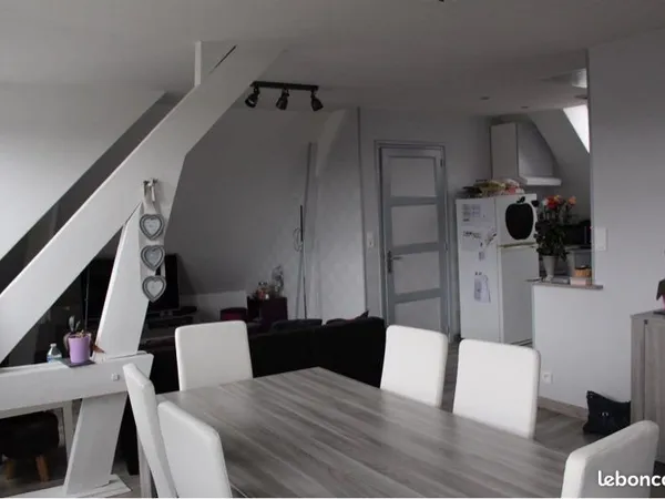 Appartement centre-ville Flers TBE très lumineux