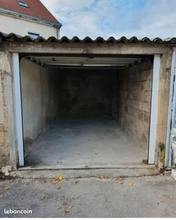 Garage à Dole