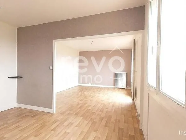 Appartement avec balcon de 70 M2 type 3/4 Le MANS St LAZARE