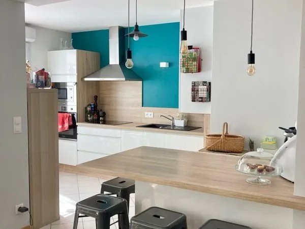 Très bel appartement T4 avec balcon et garage - quartier Valmy