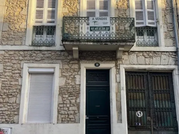 Bien immobilier de rendement Vente Périgueux  130m² 272000€