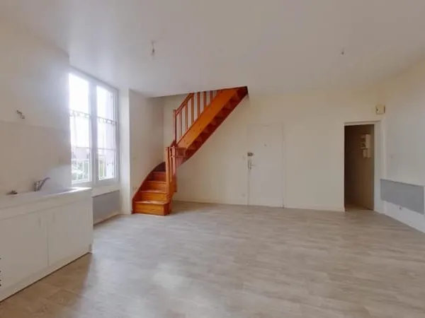 APPARTEMENT T3 - LENCLOITRE