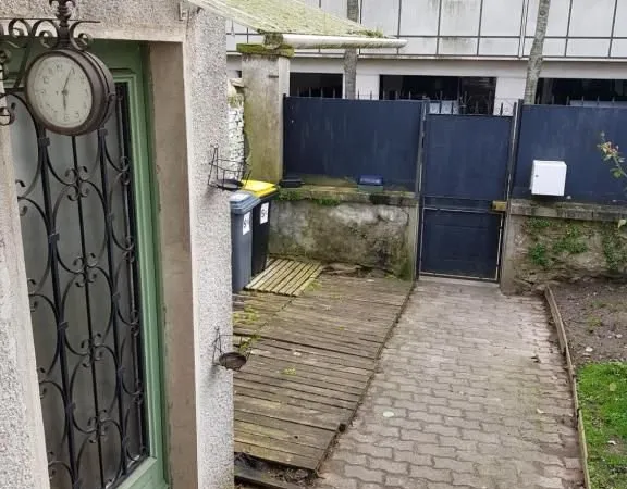 Studio mantes la jolie gare