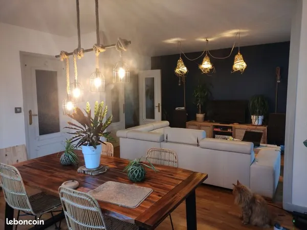 Chambre courts séjours dans grand F3 Point du jour libre de suite