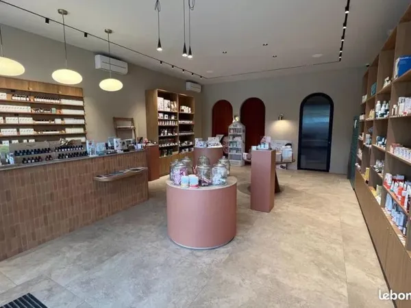 Location espace commercial / atelier 70 m² - Ouest Lyonnais