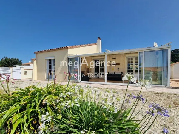 Maison proche plages et commerces à Brem sur Mer