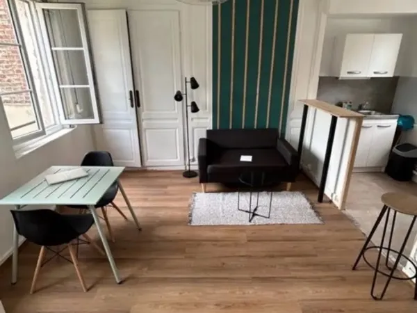 Loue appartement refait à neuf