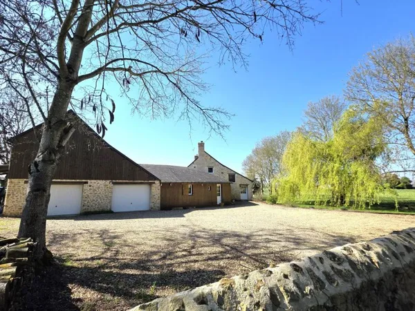 Magnifique propriété au coeur de la campagne baugeoise