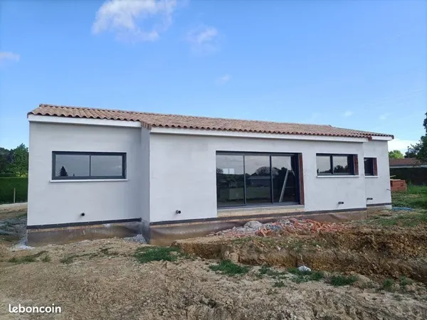 Maison neuve Thénac - 135 m² - 285 000 (tout compris)