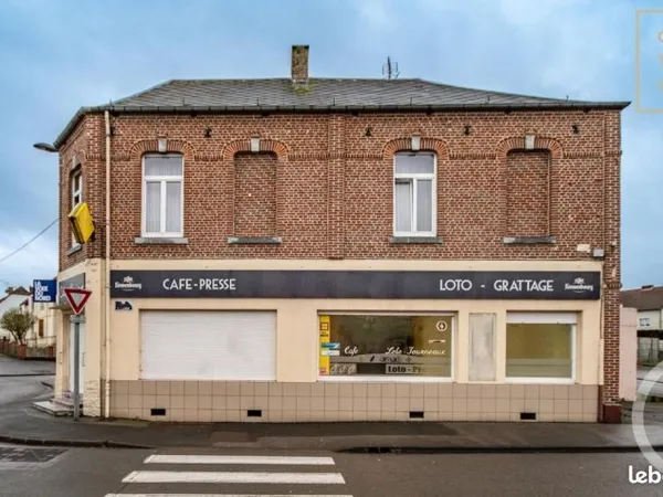 Maison 9 pièces 203 m²