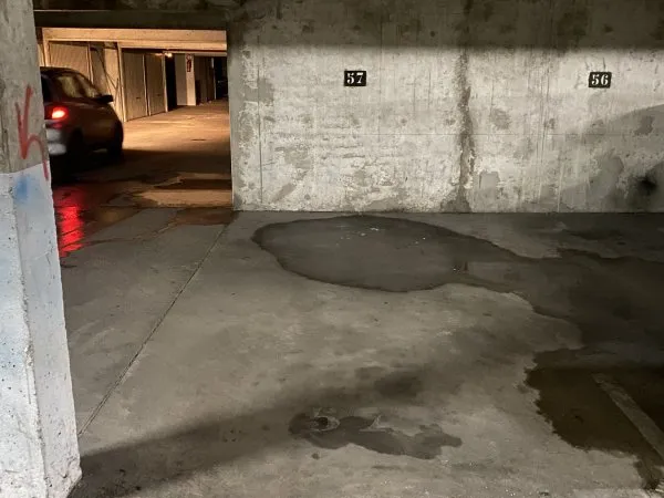 Loue parking