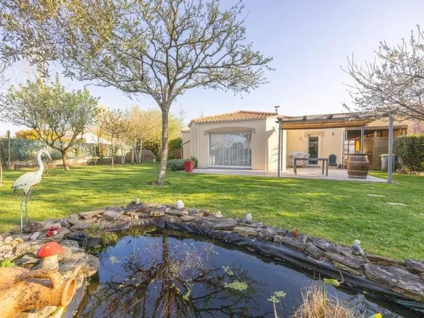 Maison de plain-pied 6 pièces 144 m²