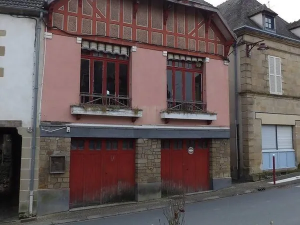 Local commercial 240 m²