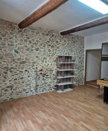 Maison de village avec locataire en place - Idéal investissement - La Redorte