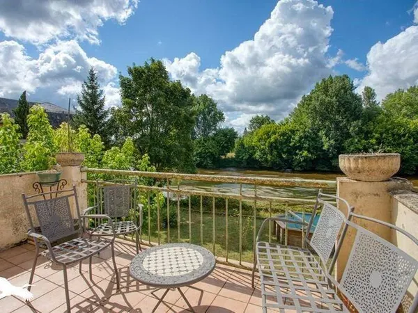 Maison 7 pièces 121 m²