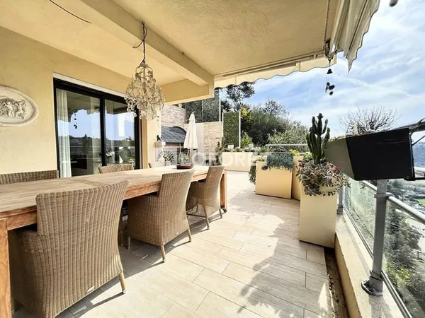 Duplex 3 pièces 107 m²