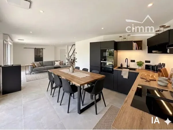 Maison de ville rénovée 5 pièces
