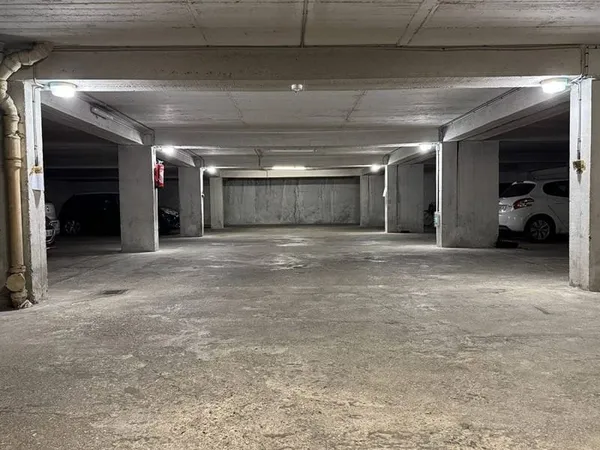 Parking 15 m²