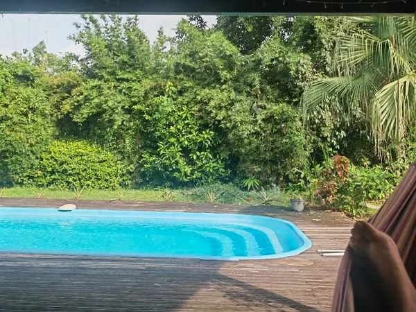 Colocation grande maison avec piscine jacuzzi