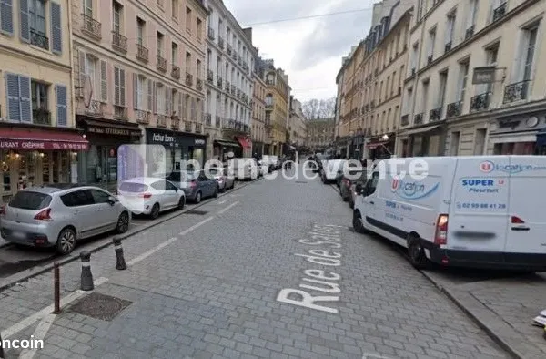 Local commercial 235 m²