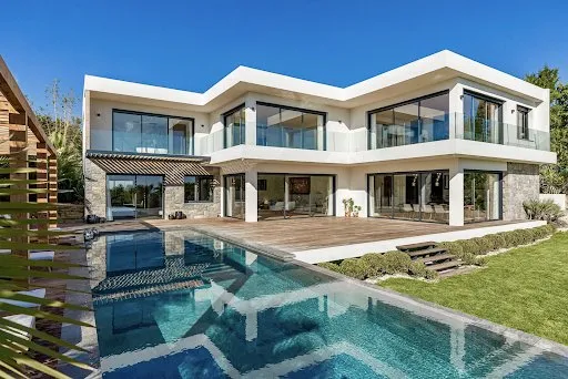 Villa 15 pièces 720 m²